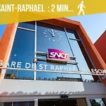 Апартаменты Terrasse Vue Saint-raphael - Plages, Et Gare A Pied Сен-Рафаэль