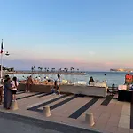 Terrasse Vue Saint-raphael - Plages, Et Gare A Pied *